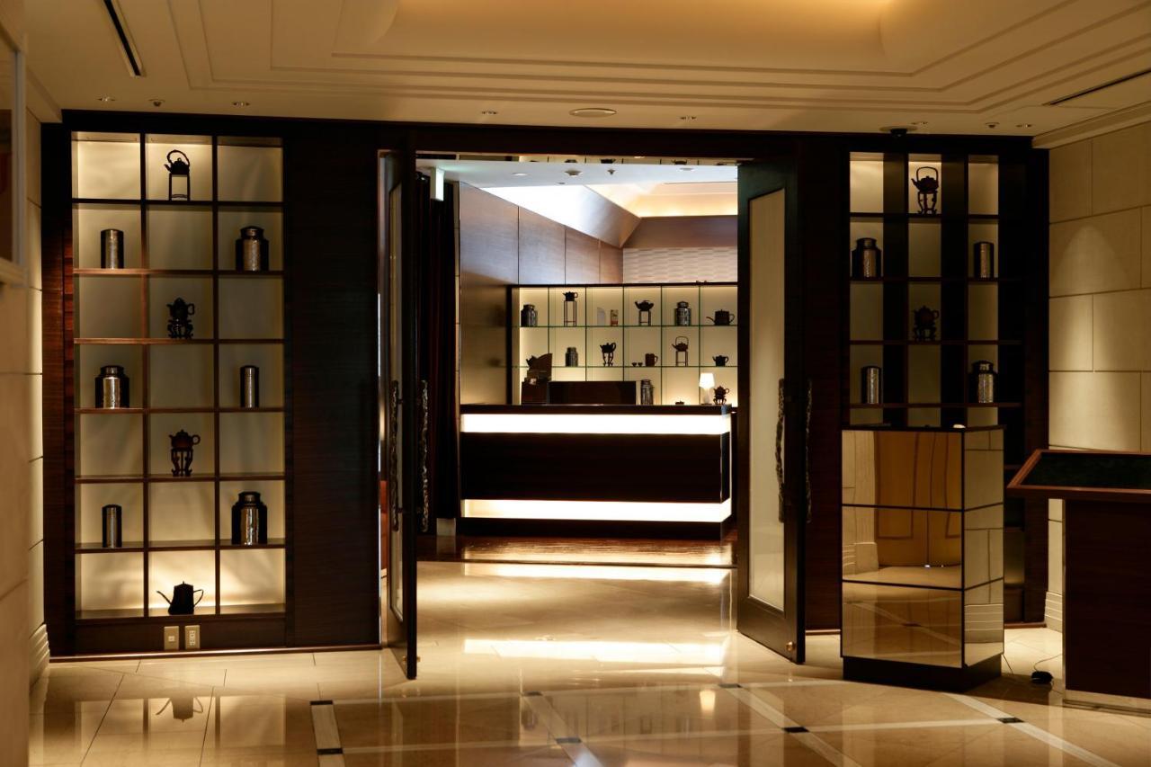 Intercontinental Yokohama Grand By Ihg Hotel Exterior photo Entrance to the spa at The Peninsula, Hong Kong
