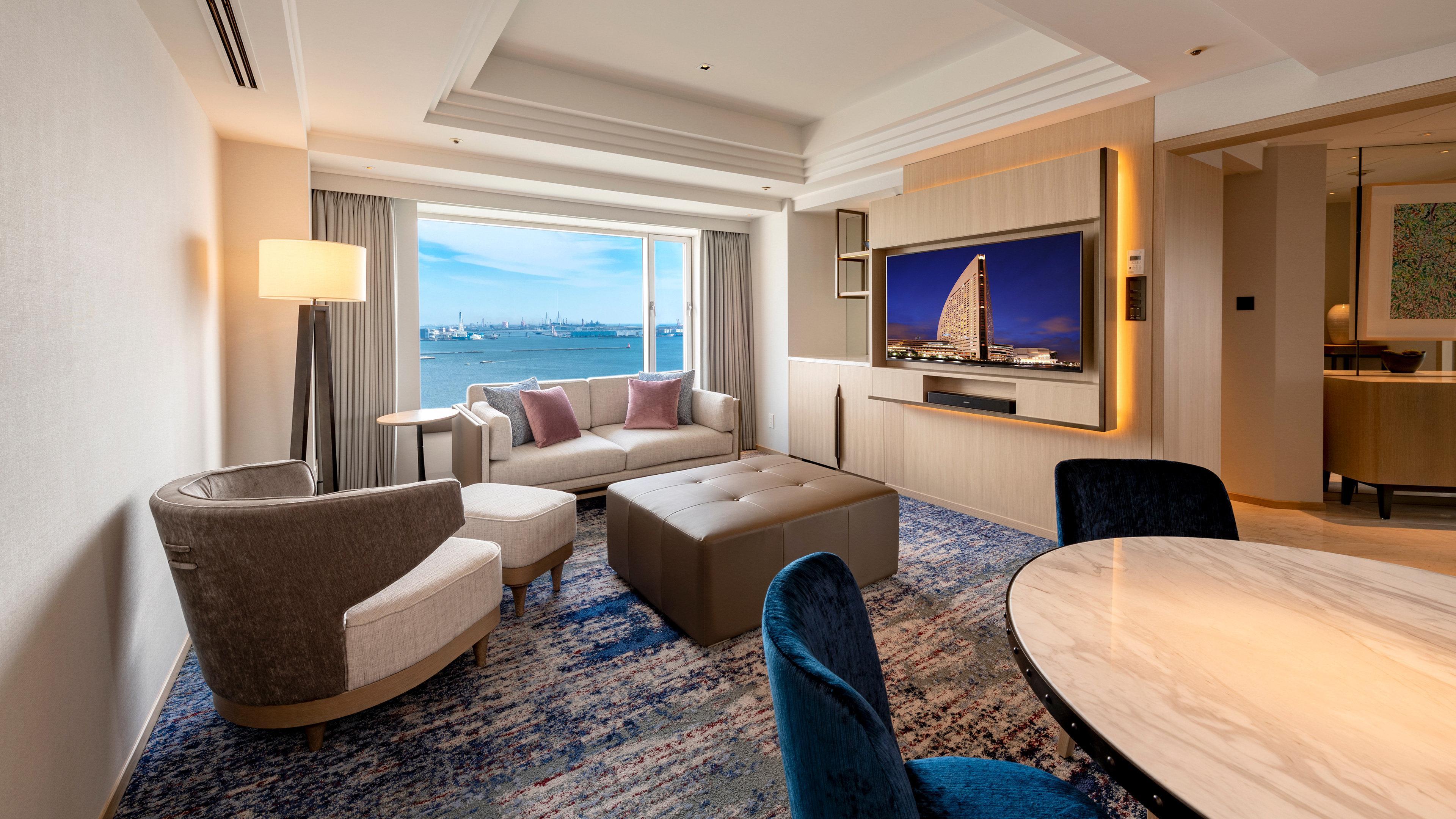 Intercontinental Yokohama Grand By Ihg Hotel Exterior photo Living room of a suite