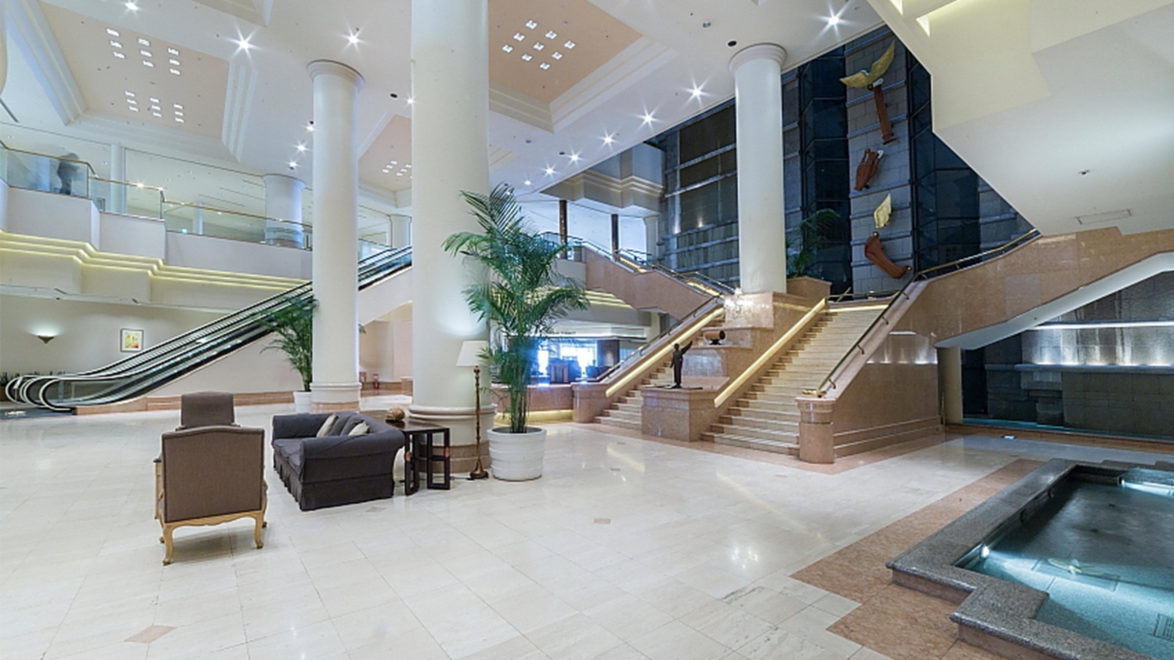 Intercontinental Yokohama Grand By Ihg Hotel Exterior photo Lobby